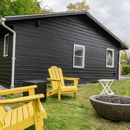 Campfire Cottage Fireplace, Fire Pit & No Chores! Kingston Exterior foto