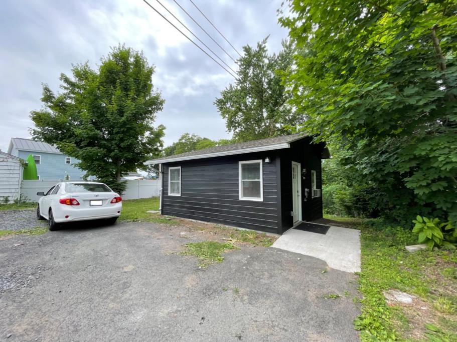 Campfire Cottage Fireplace, Fire Pit & No Chores! Kingston Exterior foto