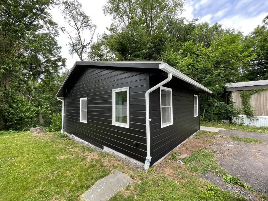 Campfire Cottage Fireplace, Fire Pit & No Chores! Kingston Exterior foto
